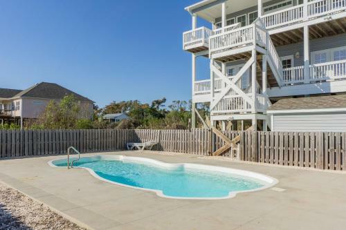 Kiki Hut By Oak Island Accommodations