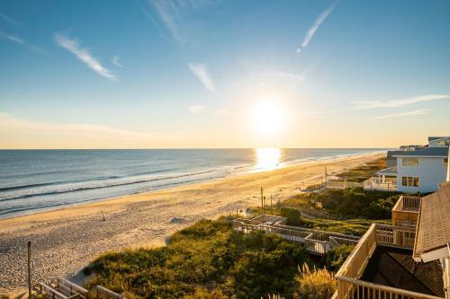 The Sandcastle By Oak Island Accommodations