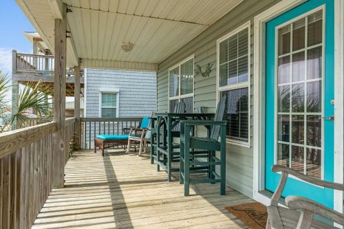 Sherrys Paradise By Oak Island Accommodations