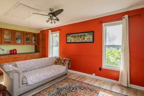 Dockside Paradise By Oak Island Accommodations