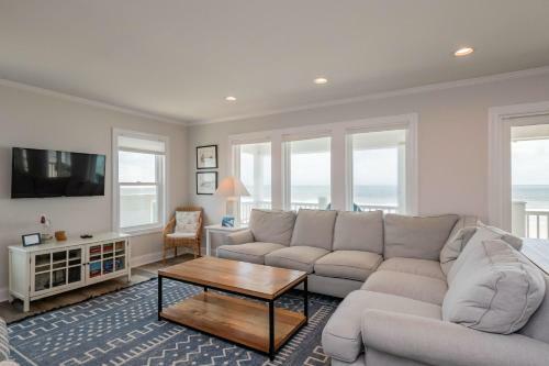 Dunes By Oak Island Accommodations