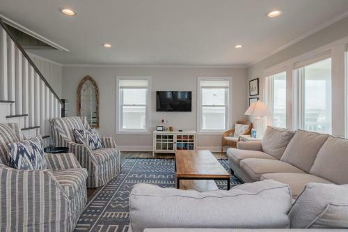 Dunes By Oak Island Accommodations