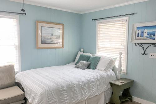 Intracoastal Cottage
