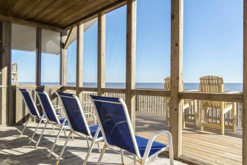 Sea And Stars By Oak Island Accommodations
