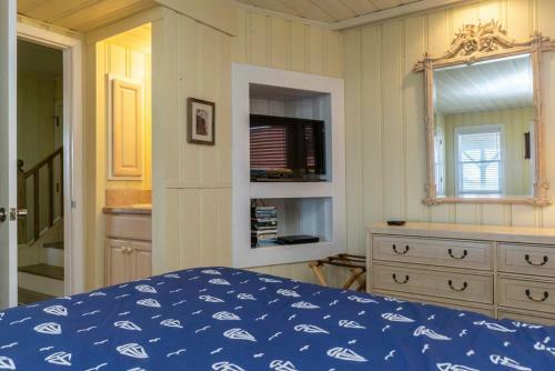Sea And Stars By Oak Island Accommodations