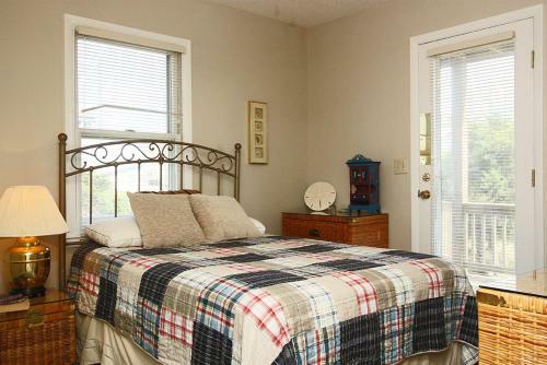 Heron Pointe By Oak Island Accommodations