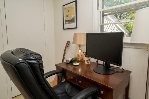 Pearls Place By Oak Island Accommodations