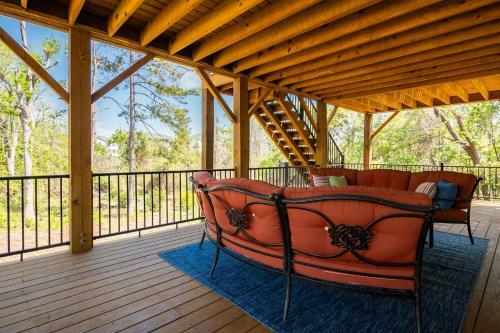 Farmhouse At Turtle Creek By Oak Island Accommodations