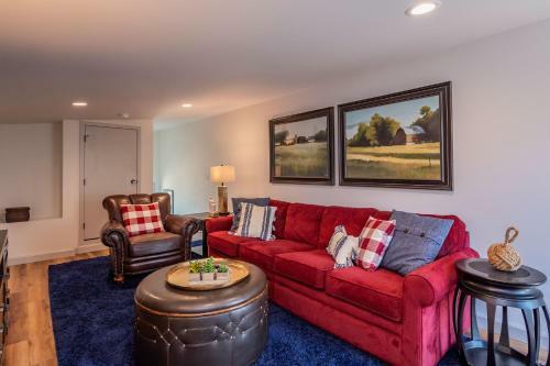 Farmhouse At Turtle Creek By Oak Island Accommodations