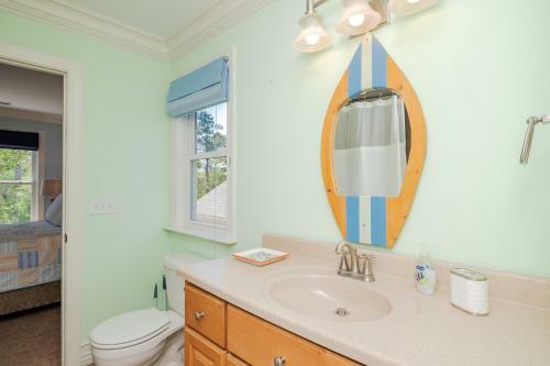 Sea Haven By Oak Island Accommodations