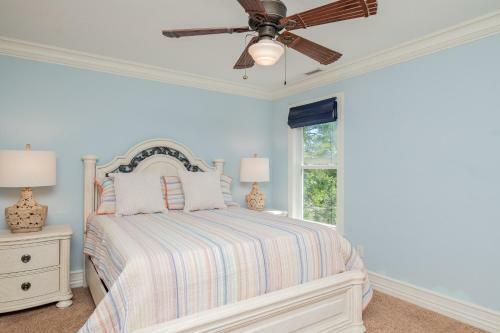 Sea Haven By Oak Island Accommodations