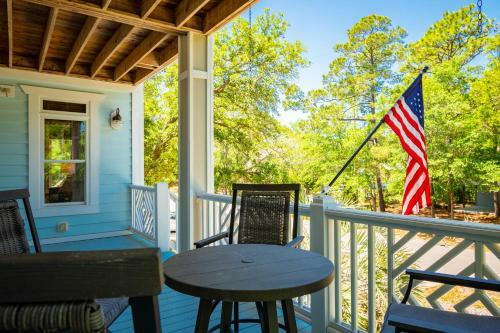 Sea Haven By Oak Island Accommodations
