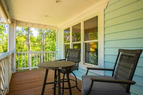 Sea Haven By Oak Island Accommodations