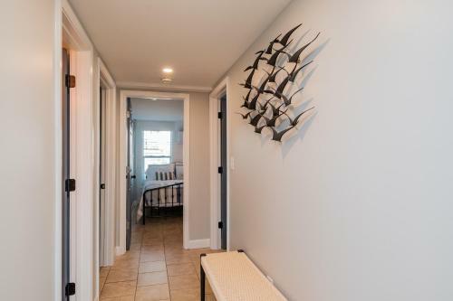 Sawyers Shore Shack By Oak Island Accommodations
