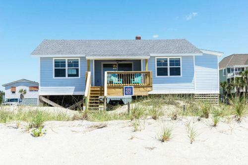 Salty But Sweet By Oak Island Accommodations