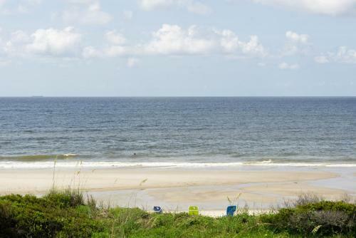 Salt And Light By Oak Island Accommodations