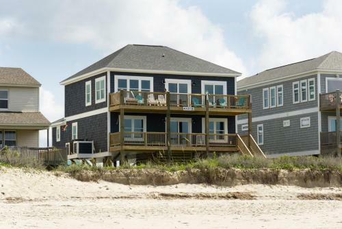 Salt And Light By Oak Island Accommodations