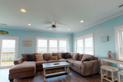 Salt And Light By Oak Island Accommodations