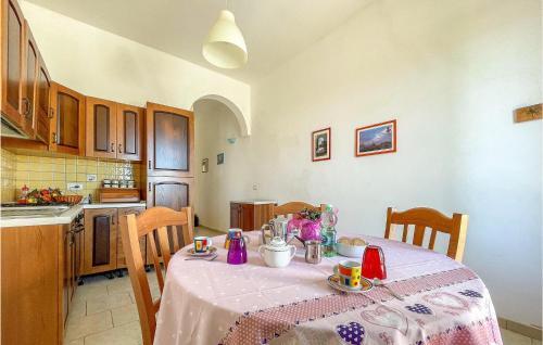 Awesome Home In Castro With 2 Bedrooms