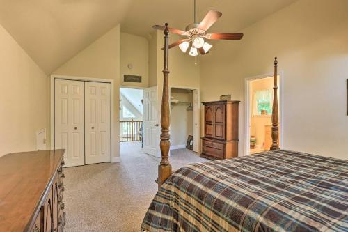 Spacious Lackawaxen Retreat With Shared Pool!