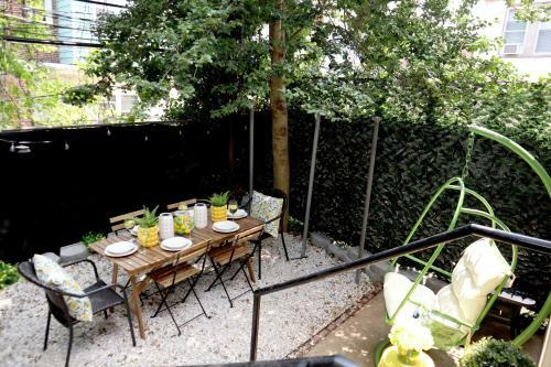 Apartamento The Cozy Getaway *private Backyard*