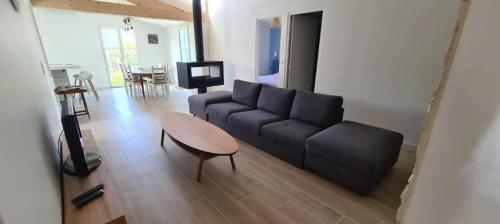 Nice House With Garden 500m From The Beach