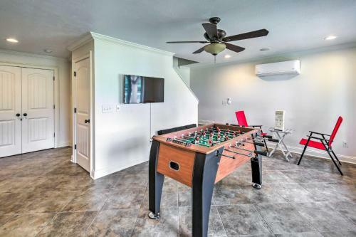 Waterfront Piney Flats Home With Private Dock!