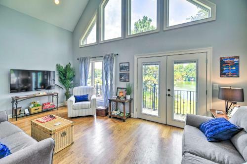 Waterfront Piney Flats Home With Private Dock!