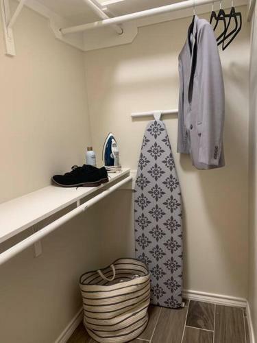 Apartamento Modern Cozy Two Bathroom Space In Gated Community!