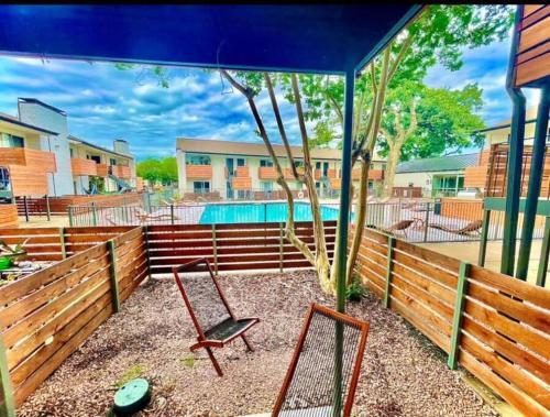 Apartamento Austin Apt #1 Queen Bed, Pet Friendly, Pool, Gym!