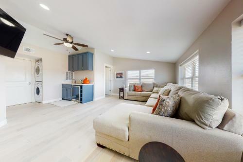 Harbor Island Beach House #1428
