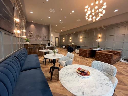 Apartamento The Thomas Hotel - Premium Square View Suite