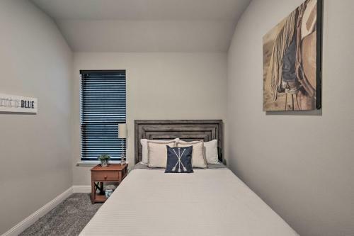 Aledo Home With Covered Patio And Spacious Yard!