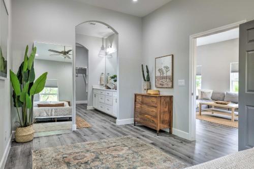 Stylish San Antonio Hideaway With Cowboy Pool!