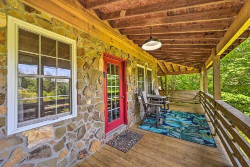 Charming Fancy Gap Cabin With Deck And Gas Grill!