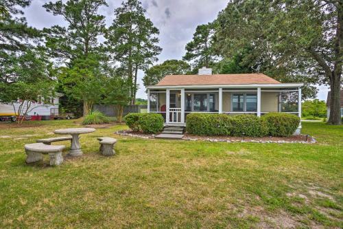 Serene River Retreat With Private Beach And Dock!