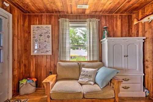 Serene River Retreat With Private Beach And Dock!