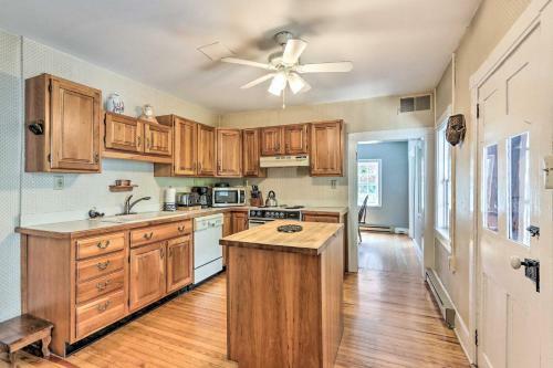 Historic Townhome In Downtown Shepherdstown!