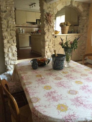 Hostal Maison Historique Chambre H�te