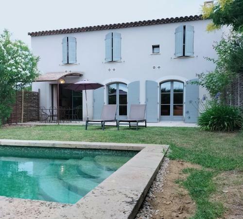 Villa De Charme Et Piscine 174