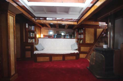 Historic Wooden Ship 'mfv119'