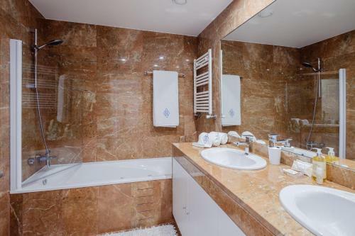 Boutique Rentals - Beach & Fish Apartment