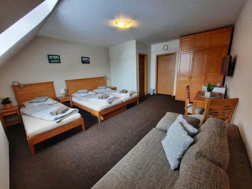 Hostal Sportcentrum Kl�novec