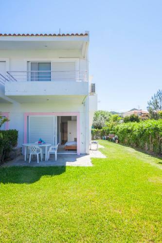 Akrotiri Blue Summer Apartment