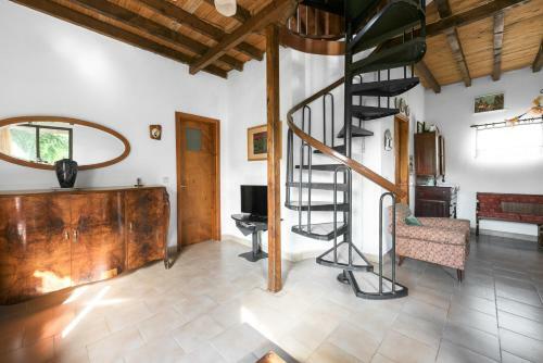 #luxlikehome Toroni Traditional Country House