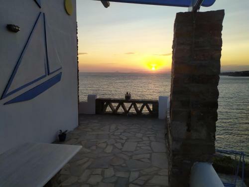Veranda To Aegean