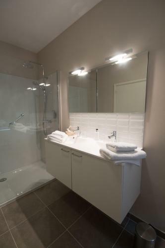 Hotel Adelaar
