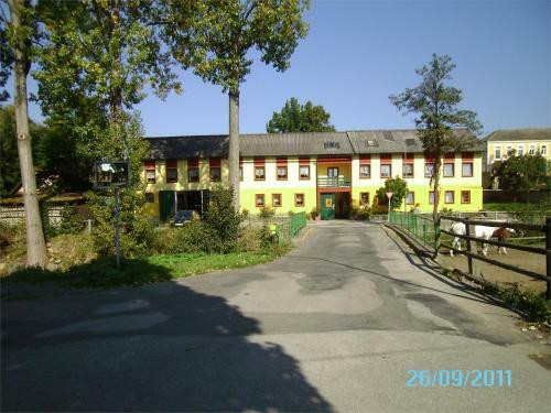 Hostal Pension & Reitstall Inghofer