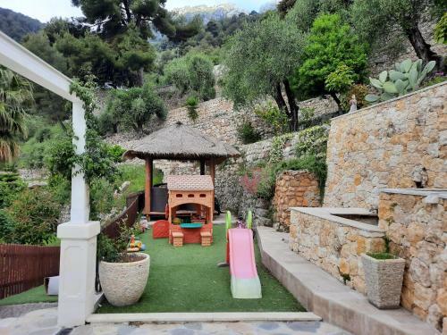 Dans Villa, Appartement, Jardin, Piscine