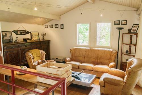 Hostal Roofless Surf Lodge